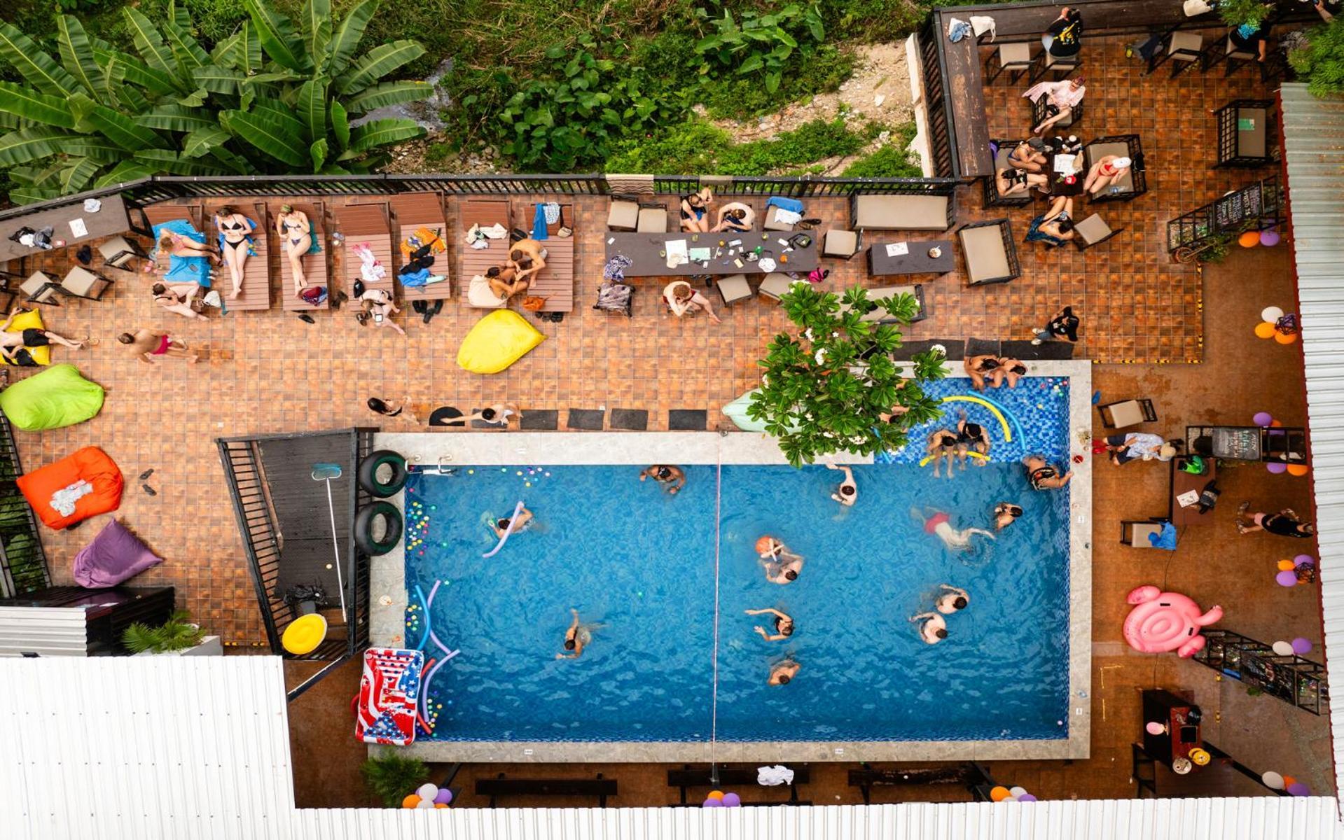 Mad Monkey Vang Vieng Extérieur photo